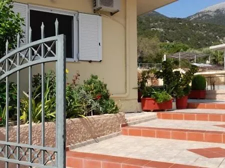 Maria's Appartamento Poros (Kefalonia)