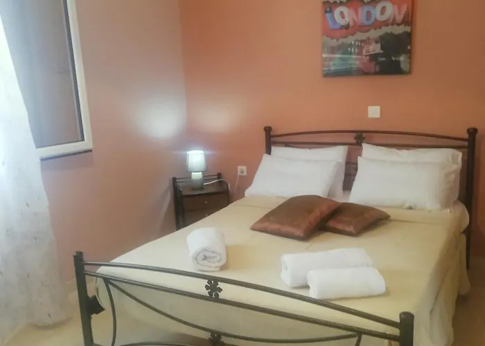 Maria's * بوروس